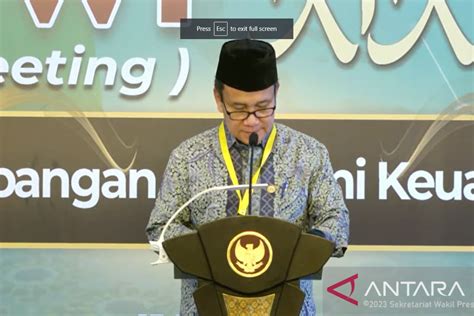 OJK Pangsa Pasar Perbankan Syariah Indonesia Tumbuh Jadi 7 3 Persen