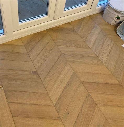 Oak Engineered Wood Flooring Fumed Uv Oiled Chevron Parquet