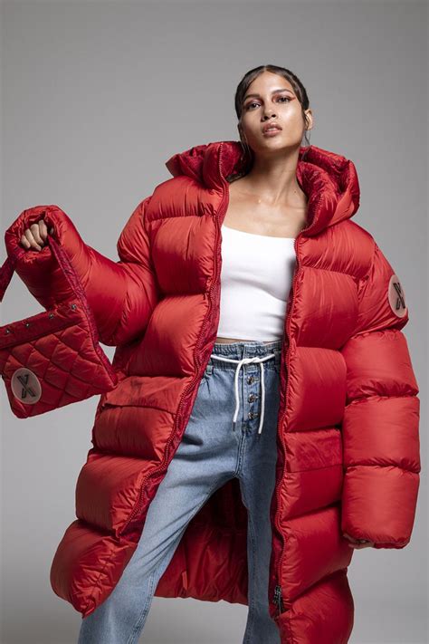 Bess A Giant Puffer Coat With Detachable Bag Puffer Coat Puffer Long Puffer Coat