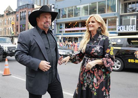 'She Doesn't Look like Herself': Garth Brooks' Wife Trisha Yearwood, 59