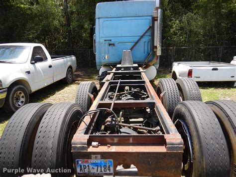 1994 Volvo White GMC WIA Semi Truck In Village Mills TX Item DD3010