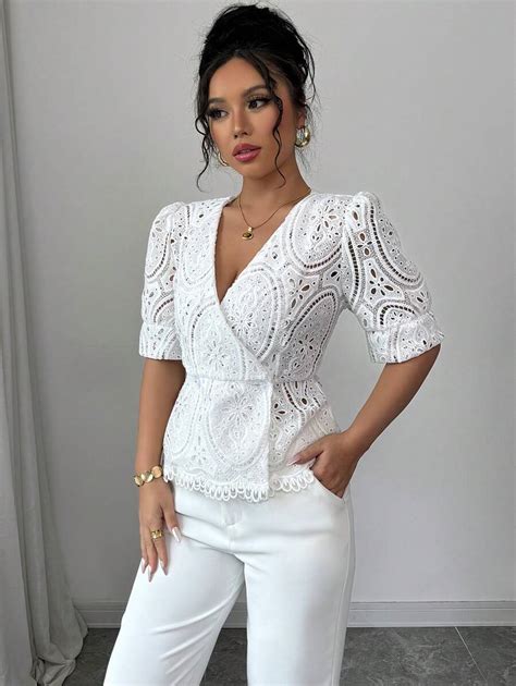 Shein Raffin A Blouse Manches Courtes Avec Col Crois Brod E Et Avec