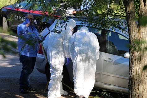 Bimba Morta Dimenticata In Auto Terzo Caso In Toscana In Un Anno