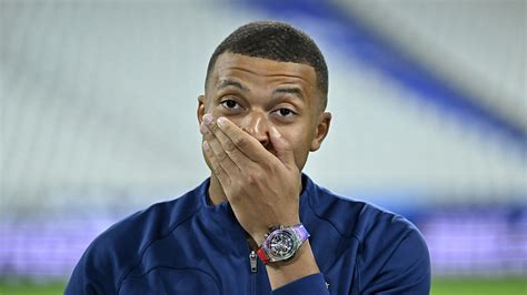 La montre de luxe portée par Kylian Mbappé à Monaco est sans doute la