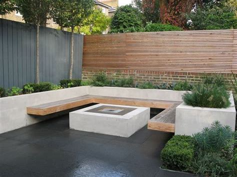 5 Trendy Uses of Railway Sleepers in the Garden for 2018