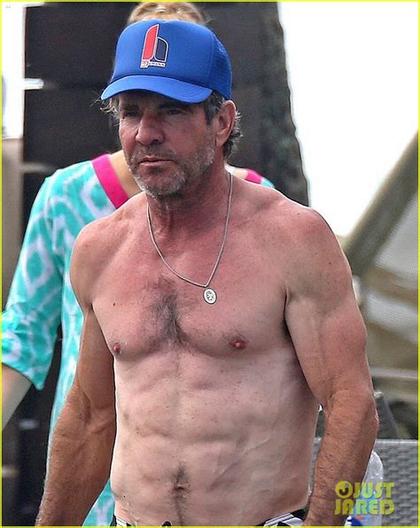 Dennis Quaid Goes Shirtless Looks Incredibly Ripped At 61 Photo