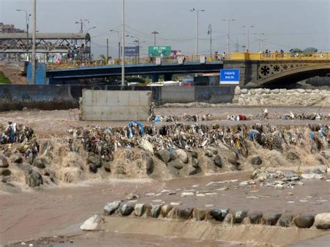 Río Rímac se desborda y afecta 10 viviendas Novedades de tu distrito