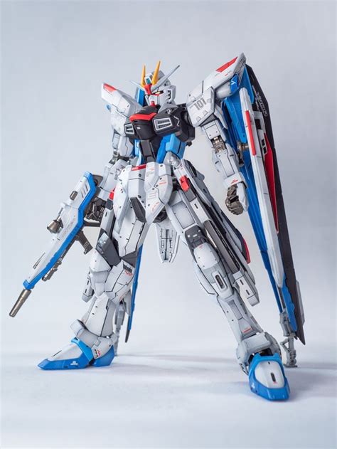 Painted Bandai Rg Freedom Gundam Ver Gcp Etsy Canada Gundam