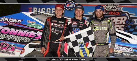 Logan Watt Drives To Victory In Short Track Super Series South