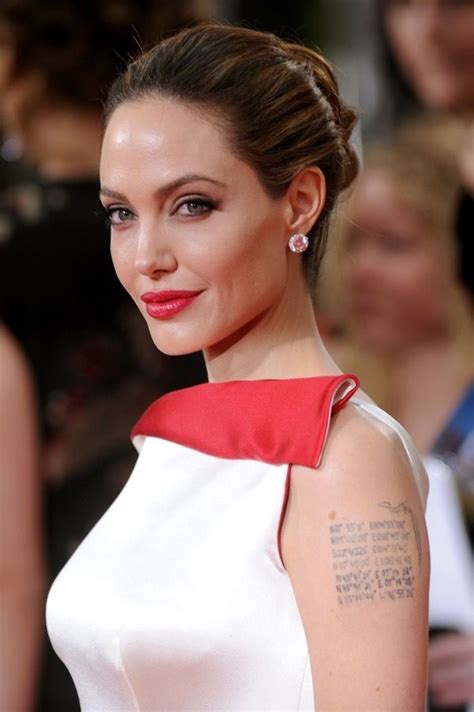 El Significado De Los 8 Tatuajes De Angelina Jolie Woman