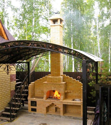 УЛИЧНЫЕ КОМПЛЕКСЫ