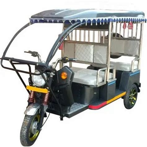 ESAFAR Eco Friendly Battery Operated E Rickshaw At Rs 110000 Battery