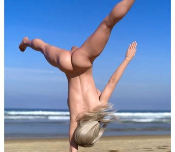 Lory At The Beach Muses Sex And Porn Comics