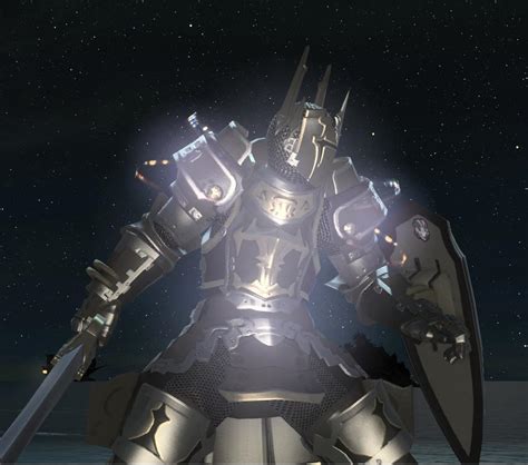 Is There Any Other Armor In This Game With A Glowing Effect On It R