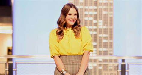 Drew Barrymore Breaks Down In Tears When David Letterman Surprises Her