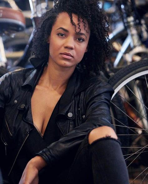 Hot And Sexy Maria Sten Photos ThBLOG