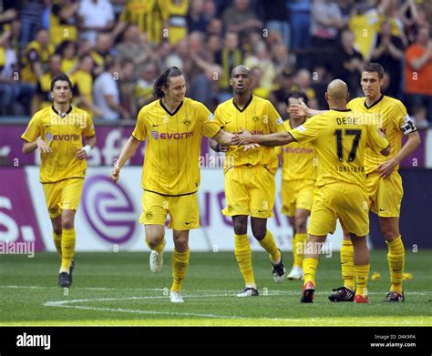 Neven Subotic Sahin Hi Res Stock Photography And Images Alamy