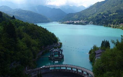 Ragazzi Scomparsi Ricerche Dei Vigili Del Fuoco Nel Lago Di Barcis