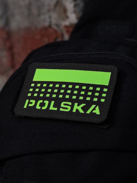 Naszywka Polska Laser Cut Rzep X Mm Czarna Fluorescencyjna Zielonysklep