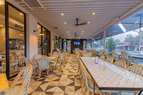 Feathers Pavilion Burnside Restaurant Reviews Phone Number And Photos