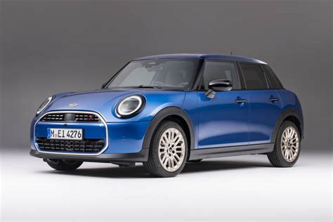 La nuova Mini Cooper ora è anche a 5 porte alVolante it