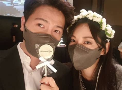 Chosun Online 朝鮮日報 イ・サンウ＆キム・ソヨン、結婚式を輝かせる善男善女夫婦