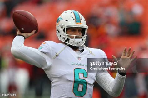 Jay Cutler Dolphins Photos And Premium High Res Pictures Getty Images