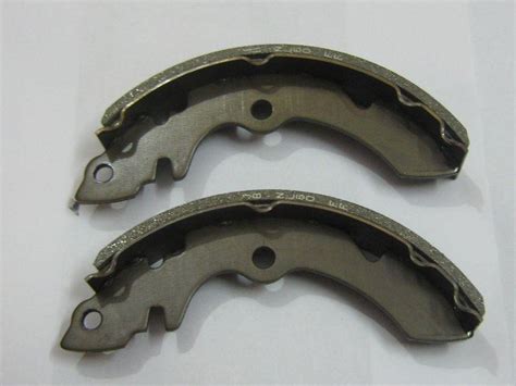 Buy Suzuki Sj 410 413 Center Brake Shoes Set Of 2 1985 Sgp Oem New Free Ship In Mantra 4x4