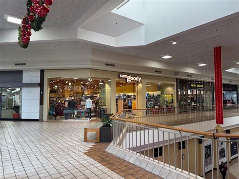 Oregons Last Sam Goody One Of Two Nationwide Is Closing For Good