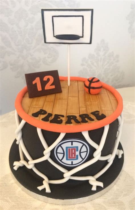 G Teau Basketball Basketball Cake G Teaux Tonnants Gateau Tonnant