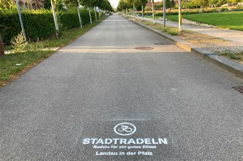 Welche Schule Holt Den Pokal Stadtradeln In Landau Im September