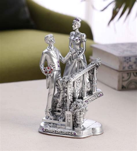 Buy Couple Statue Gift Showpiece For Gifting By Ethnic Karigari Online