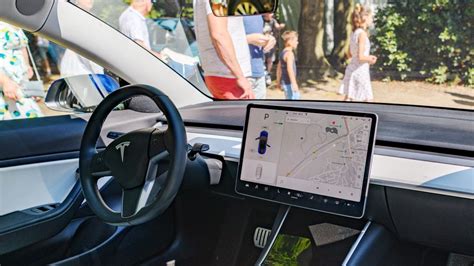 Tesla Us Beh Rden Ermitteln Wegen Unf Llen Mit Autopilot System