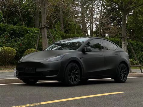 特斯拉Model Y 液态金属银改色膜 效果图 车膜网