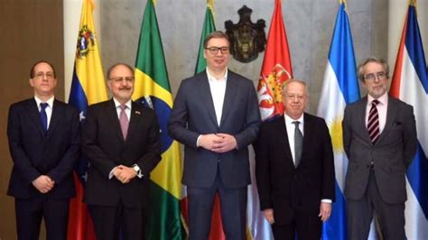 Vučić se sastao sa ambasadorima južnoameričkih zemalja o rezoluciji UN