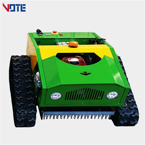 Robotic Lawn Mower Crawler Gasoline Robot Mower Remote Control Garden Grass Cutting Machine