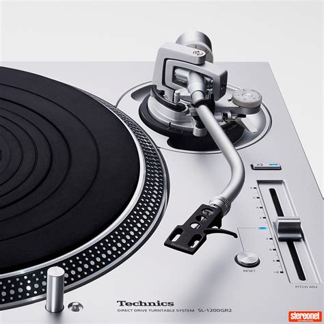 Technics Sl Gr And Sl Gr Turntables Boast Digital Tech