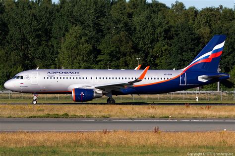 Aeroflot Russian Airlines Airbus A320 214 VP BIW Photo 250224