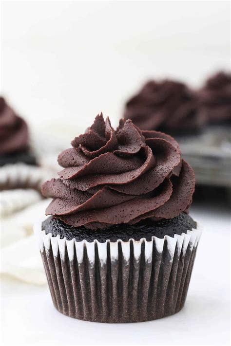 Easy Chocolate Buttercream Frosting Beyond Frosting