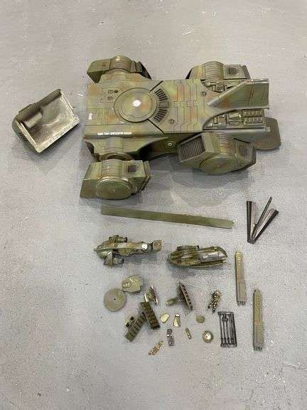 Warhammer Tank Figure Auction Ohio