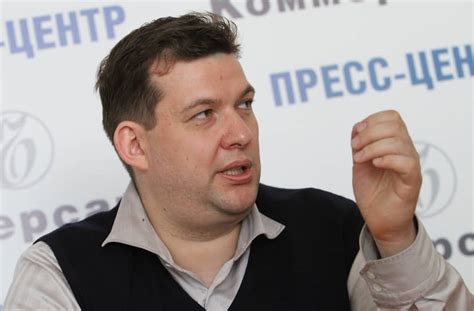 Генерал Константин Строганов, ранее боровшийся с ОПГ на Урале, ушел из ...