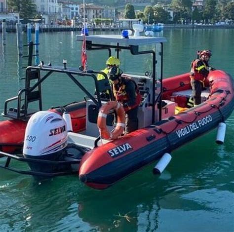 Chiara Lindl La Ragazza Di Anni Scomparsa Sul Lago D Iseo