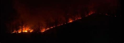 Giornata Campale Per Gli Incendi In Piemonte Bruciano I Boschi Nel