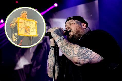 Watch Jelly Roll Sing She In Memory Of A Fan S Late Sister