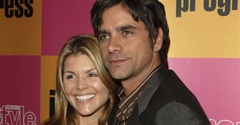 Uncle Jesse Aunt Becky Reuniting On Fuller House John Stamos Teases