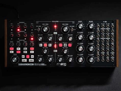 This Analog Synthesizer Offers 6 Different Sound Sources