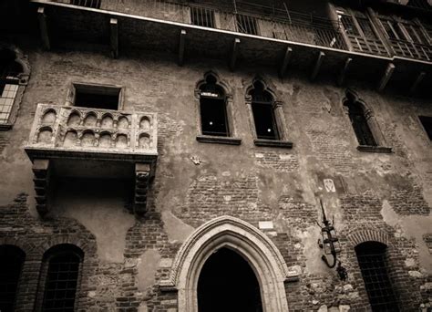 The Famous Balcony Of Romeo And Juliet Stock Photo By ActiActi 17873125