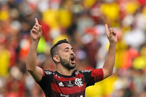 Everton Ribeiro Vive Ansiedade Para Convoca O Esperando