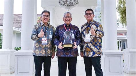 Bank Bjb Raih Paritrana Award 2023 Dari BPJS Ketenagakerjaan