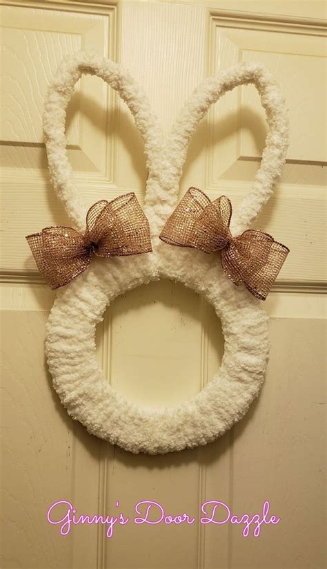 Pin On Coelhinhos In 2024 Easter Bunny Wreath Easter Wreath Diy